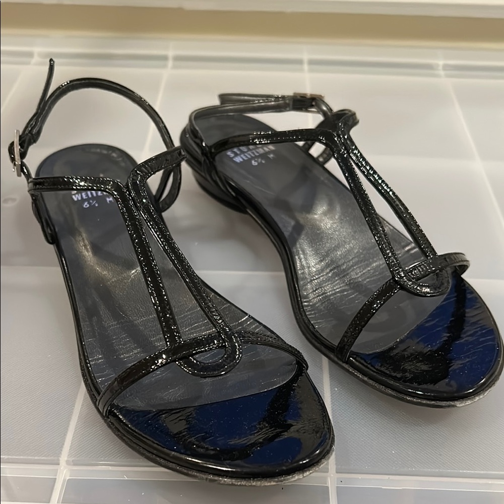 Stuart Weitzman black patent patio sandals